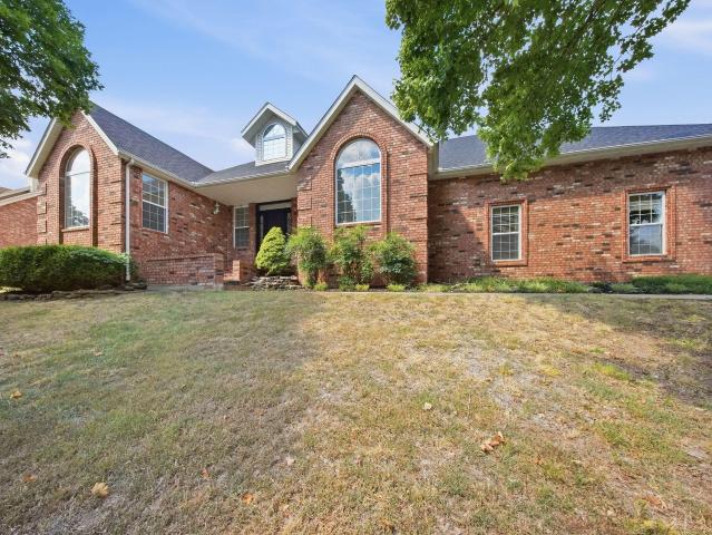 2511 N Skyview Lane