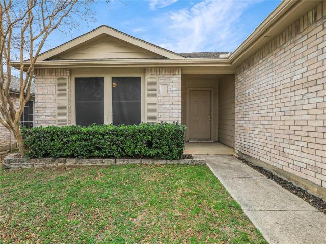 2511 Buckskin Drive