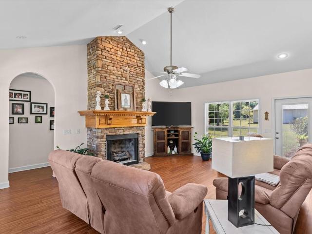 2511 County Road 610