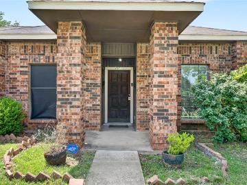 2511 Hollow Bend