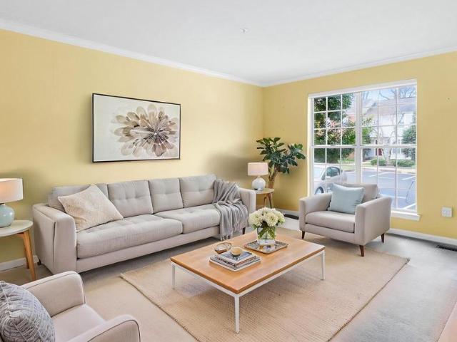 2511 Little Vista Terrace