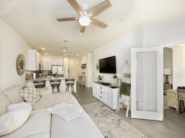 2511 w queen creek road # 232
