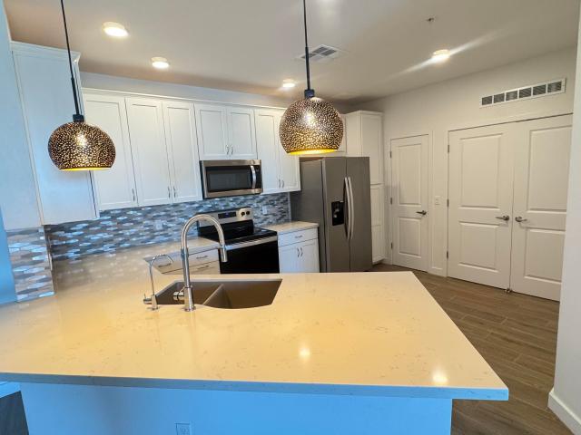 2511 W Queen Creek Rd, Unit 377, Chandler, AZ 85248 | MLS #6912