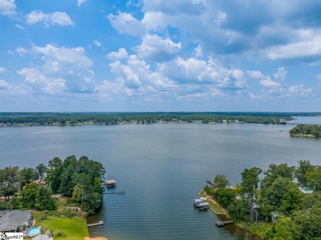 2511 & 2585 Pineland Shores Circle