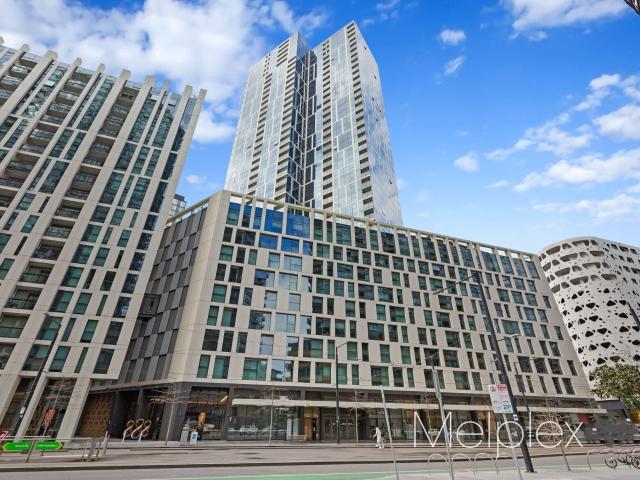 2511E/888 Collins Street, Docklands