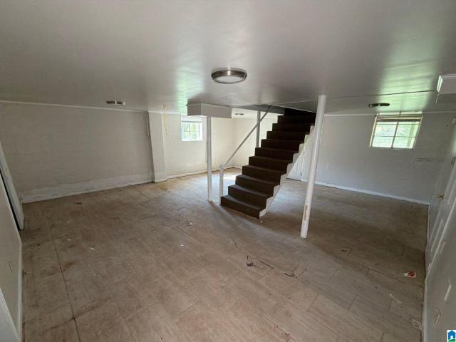 2512 Ne 3Rd Street Ne