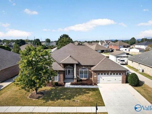2512 Oxmoor Blvd SW, Huntsville, AL 35803