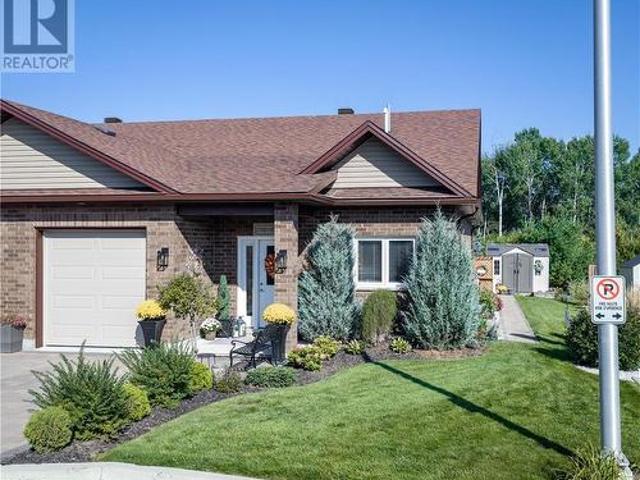 2512 Parkview Drive Unit# B3, Azilda, ON, P0M 1B0 condo for sale | Listing ID 2130 | Royal LePage