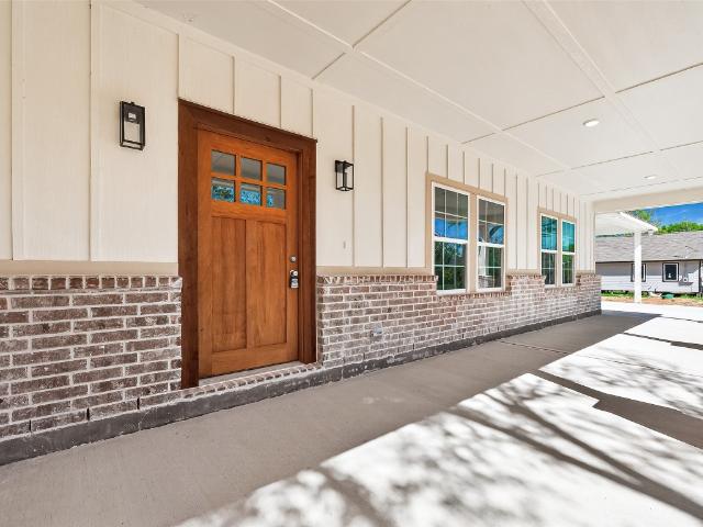 25136 Armagh Road