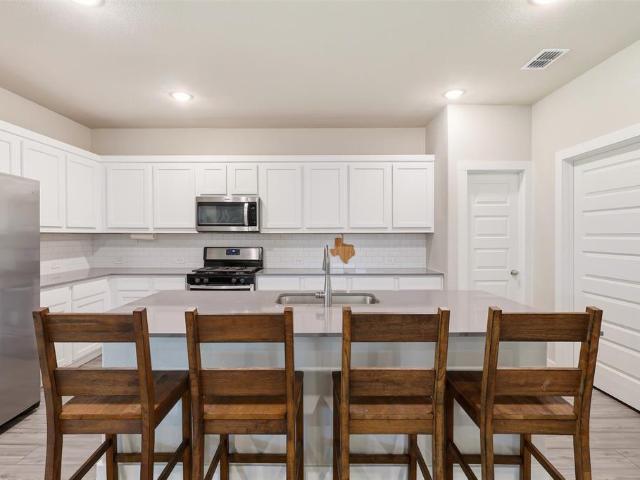 2513 Moser Lane