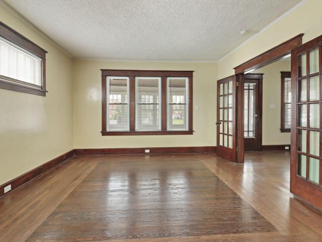 2513 Roosevelt Rd