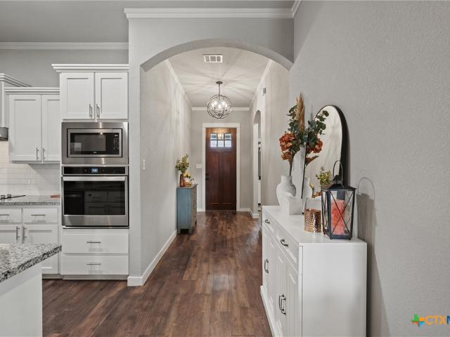 2513 Turtle Dove Drive