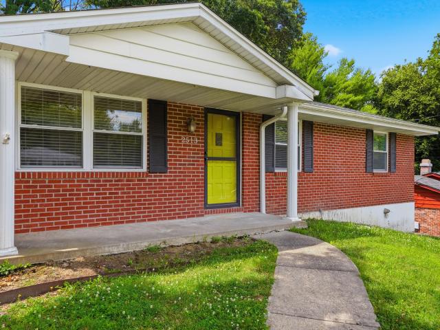 2513 twin hills rd