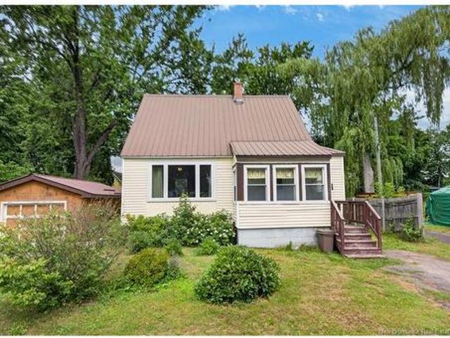 251 Carney St, Devon, NB, E3A 3A3 house for sale | Listing ID NB146651 | Royal LePage