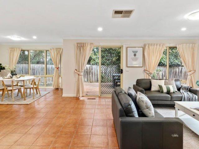 2/51 Austin Street, FERNTREE GULLY