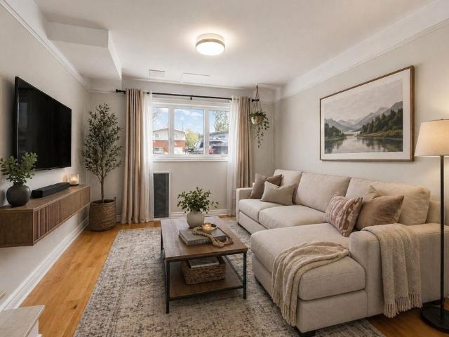 251, Av. Sedgefield, None, Pointe Claire