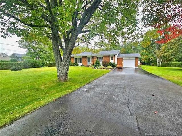 251 Landry, Beresford, NB, E8K 1G9 house for sale | Listing ID NB148226 | Royal LePage