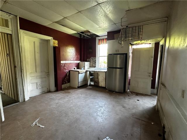 251 N Walnut Street