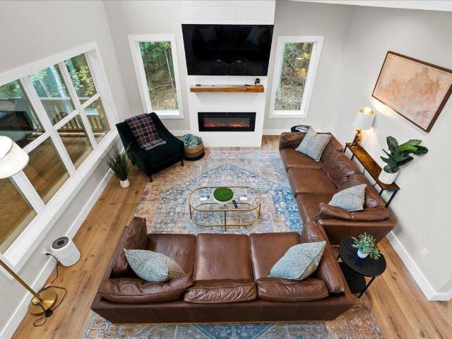 251 Sunset Ridge