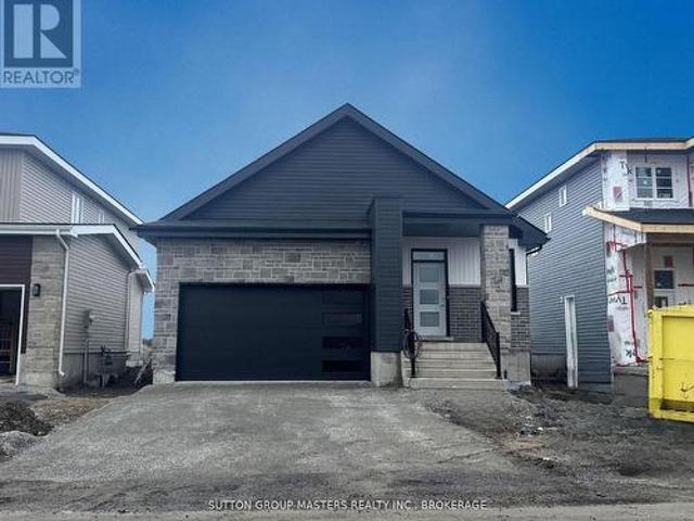251 Pratt Drive, Loyalist Amherstview, ON, K7N 0E8 house for sale | Listing ID X13504 | Royal LePage