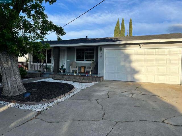 251 Rose Ann Ave