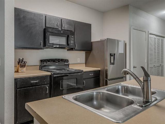 251 W Miller Avenue # 306