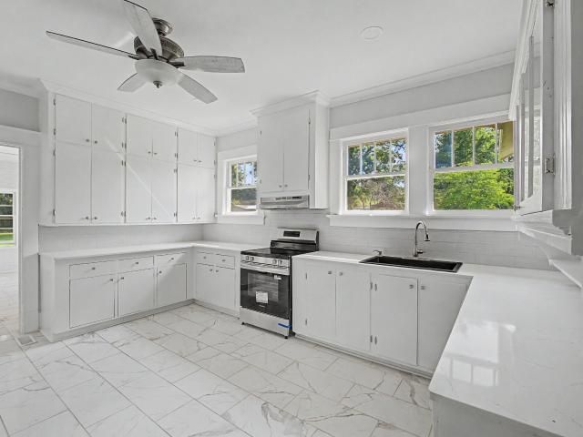 251 Walnut Street