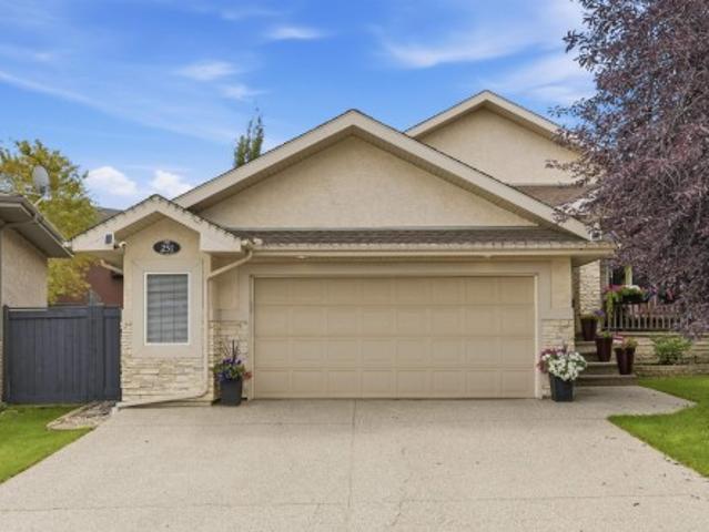 251 Tory Crescent Nw, Edmonton, AB, T6R 3A5 house for sale | Listing ID E4505 | Royal LePage