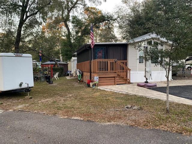 25247 NE 141st Ln, Unit 248, Fort McCoy, FL 32134 | MLS #OM721063