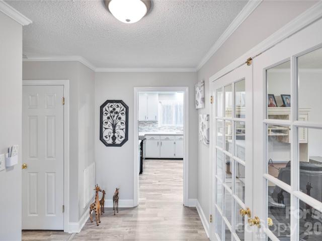 2524 Griffith Road