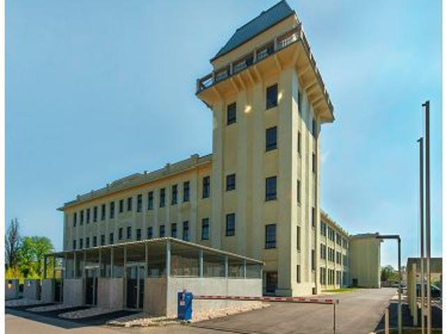 2524 Teesdorf, Spinnerei