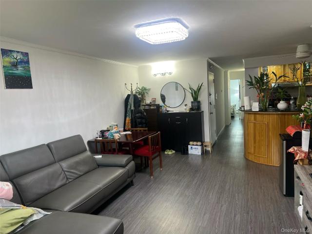 2524 th Street 2