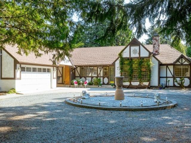 2526 Island Hwy West, Qualicum Beach, BC, V9K 1B5 house for sale | Listing ID 1044 | Royal LePage
