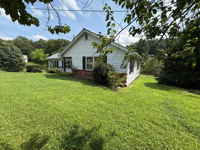 2526 S Hwy 421