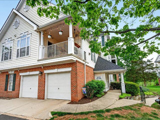 25280 Lake Shore Square, Unit 205, Chantilly, VA 20152 | MLS #VALO2122