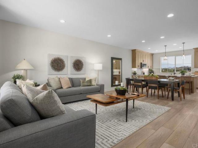 2528 Delphinium Ln, Carlsbad, CA 92008 | MLS #NDP2603