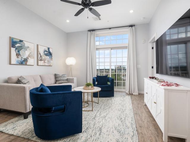 2529 University Boulevard # 10