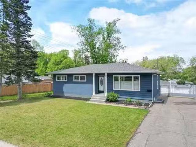 2521 Richmond Avenue, Brandon, MB, R7B 0T7 house for sale L.