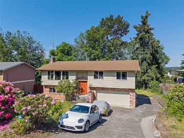 2521 Talbot Crest Drive S