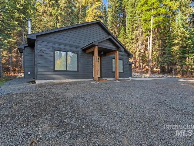 2521 W Mountain Road