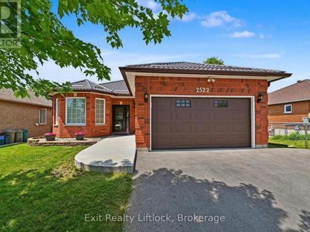 2522 Marsdale Drive, Peterborough Ashburnham Ward 4, ON, K9L 1R4 house for sale | Listing ID X13608 | Royal LePage