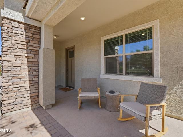 2522 e pleasant lane