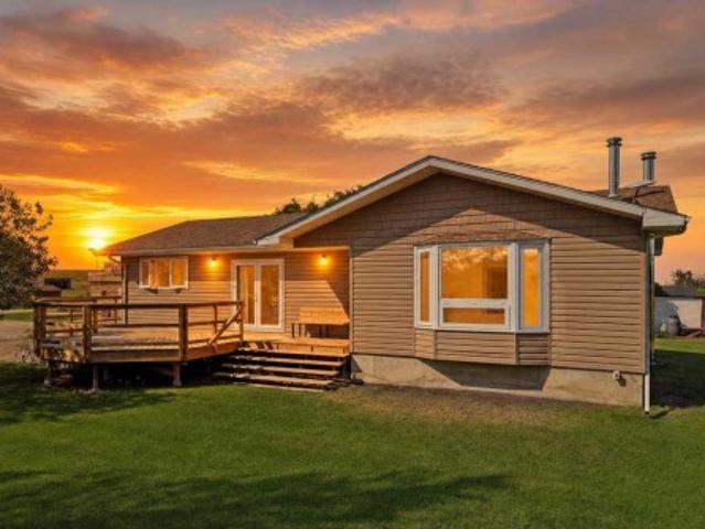 25236 Township Road 374, Rural Red Deer County, AB, T4E 1E7 house for sale | Listing ID A2340 | Royal LePage