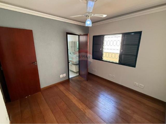 252 Área Útil Casa Alugar, 4 Dormitórios localizado em Jardim Santa Cruz, Mogi Mirim, São Paulo, 13800435 | Brasil