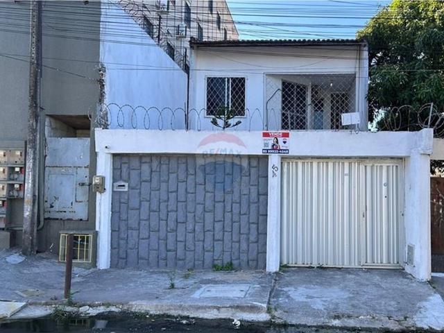 252 Área Útil Casa Alugar, 5 Dormitórios localizado em rua Humberto Holanda cassunde, 45 montinegro leiloes Boa Vista Castelão, Fortaleza, Ceará, 60867560 | Brasil