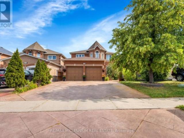252 Mountainberry Road, Brampton, ON, L6R 1H9 house for sale | Listing ID W13749 | Royal LePage