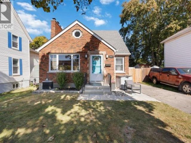 252 Maria Street, Sarnia, ON, N7T 4T3 house for sale | Listing ID 26021 | Royal LePage