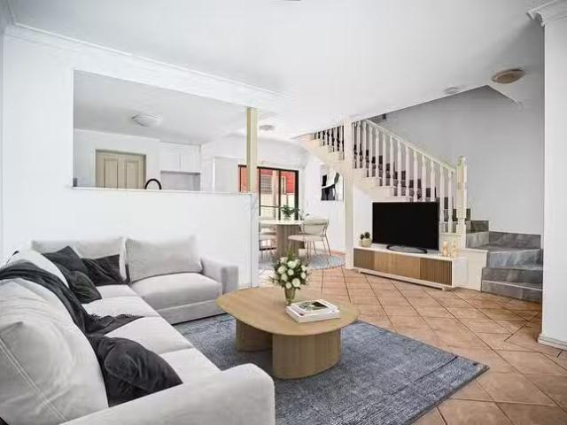 2/52 Newman Street, Merrylands, NSW 2160