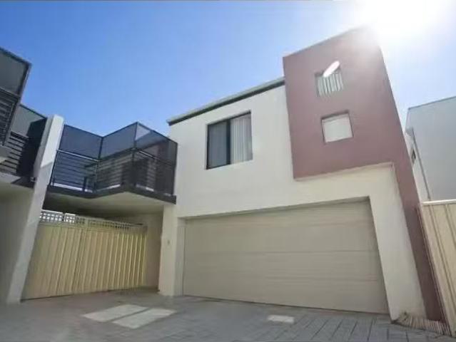 2/52 Spinnaker Heights, Yangebup, WA 6164