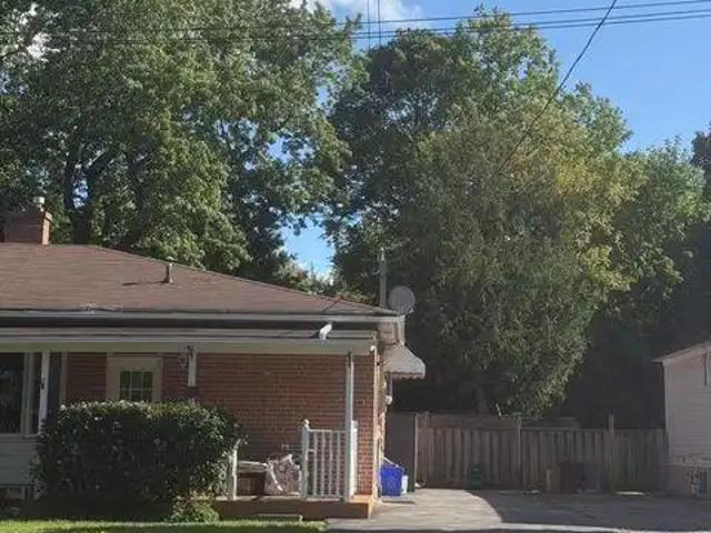 252 TAYLOR MILLS DRIVE S